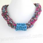 Free Pattern: Knit Ladder Ribbon Necklace