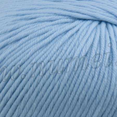 Berlini Merino Velvet Worsted 17 Baby Blue